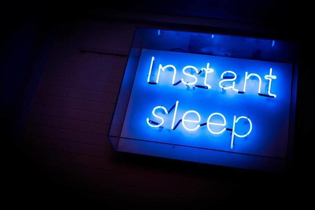 Instantsleep Backpackerhostel St Pauli Hamburgo Exterior foto